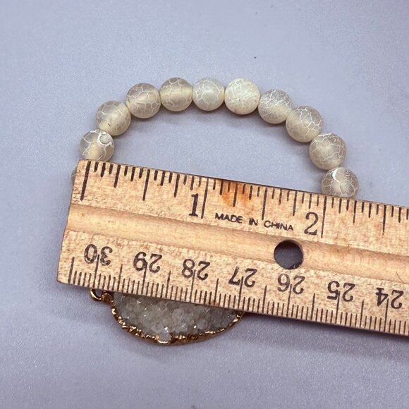 Cream Beaded Stone Druzy Agate Crystal Stretch Bangle Bracelet Gold Tone Beach - Picture 5 of 5